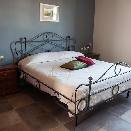 Frühstückspension Gemma Paderna (Piedmont)